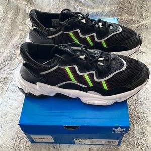 Adidas ozweego mens size 8.5